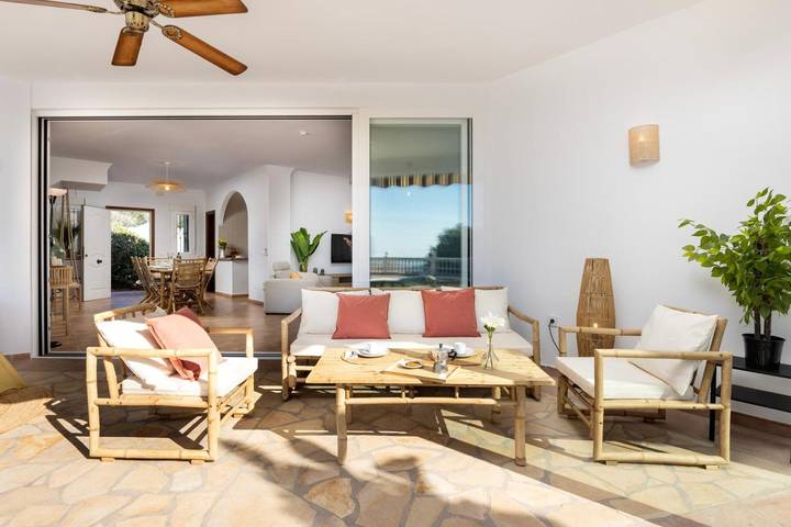 Villa Selvatic mit Meerblick, Pool, Sauna und Heimkino in Arenas, Costa del Sol