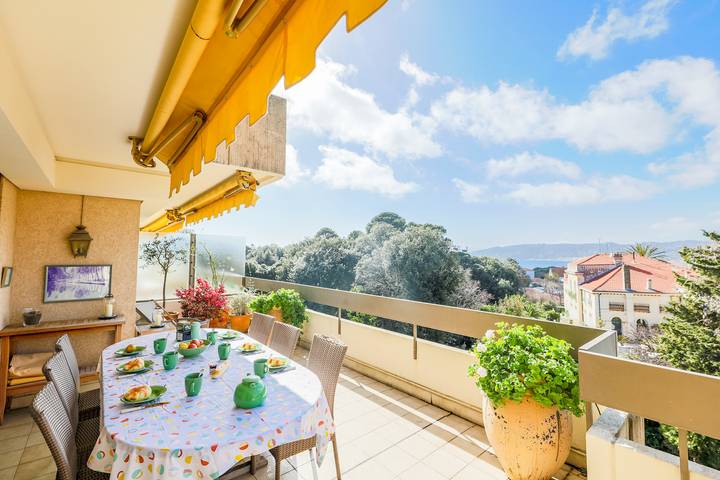Location de vacances pour 4 personnes dans Cap d’Antibes