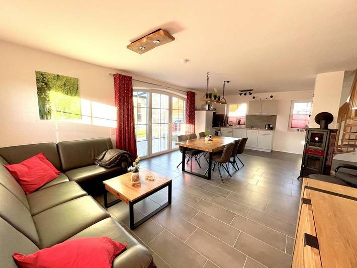 Ferienhaus für 8 Personen, mit Terrasse und Garten sowie Seeblick in Warin - 4