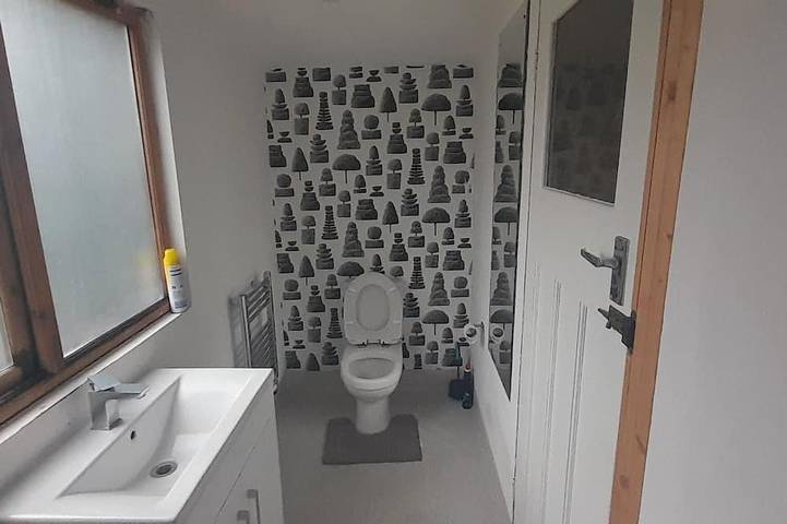Entire Spacious Cabin with Private Garden in Bournemouth, Angleterre du Sud-Ouest
