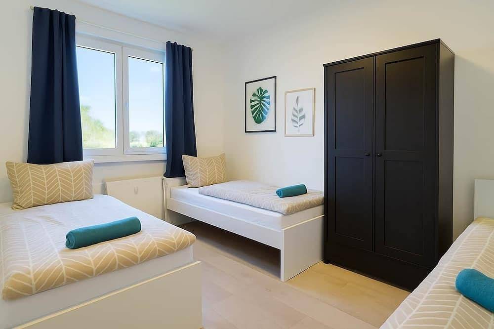 Ganze Wohnung, Apartment Halle Neustadt – 4 Zimmer, Küche in Halle, Saale-Unstrut