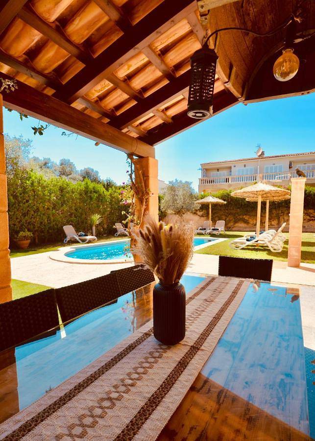Finca für 10 Personen, mit Terrasse und Garten sowie Pool in Calas de Mallorca - 3