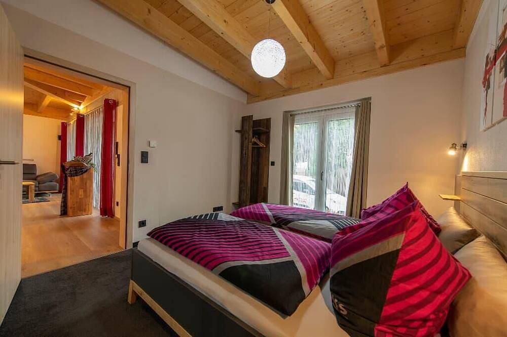 Ganze Wohnung, Moderne Ferienwohnung Hochberg (85 qm) mit Balkon in Pleystein, Naturpark Nördlicher Oberpfälzer Wald