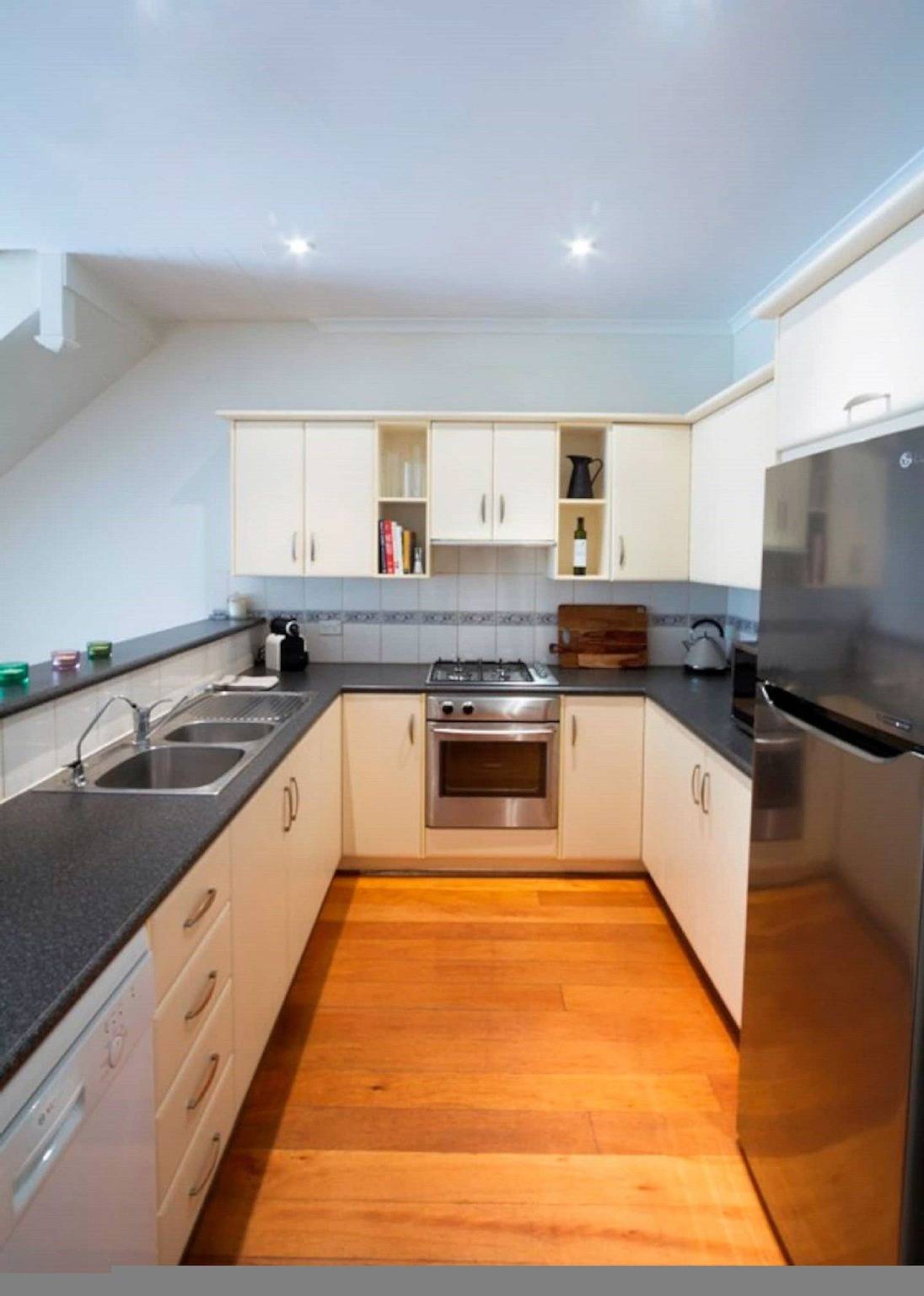 Entire apartment, Norwood Saltbush Retreat with Wifi in Adelaide, South Australia