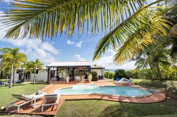 Cottage pour 10 personnes, avec jardin et piscine dans Baignoire de Joséphine