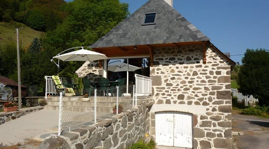 Gîte pour 7 personnes, avec terrasse - 1