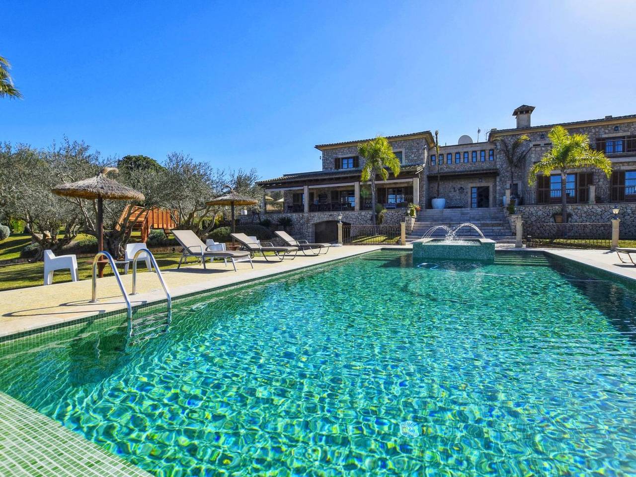 Wunderschönes Ferienhaus in Ariany mit Privatem Pool in Ariany, Majorca Center