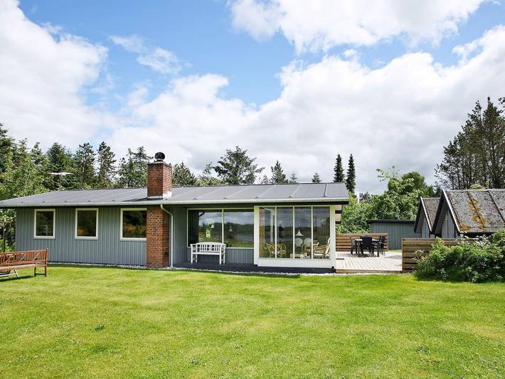 Ferieudlejning for 10 personer, med Terrasse og Sauna i Virksund