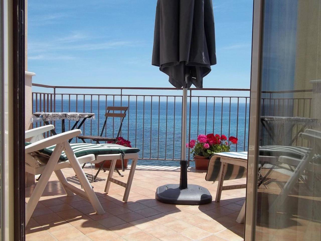 Holiday Home in Giardini-Naxos, Messina Provinz