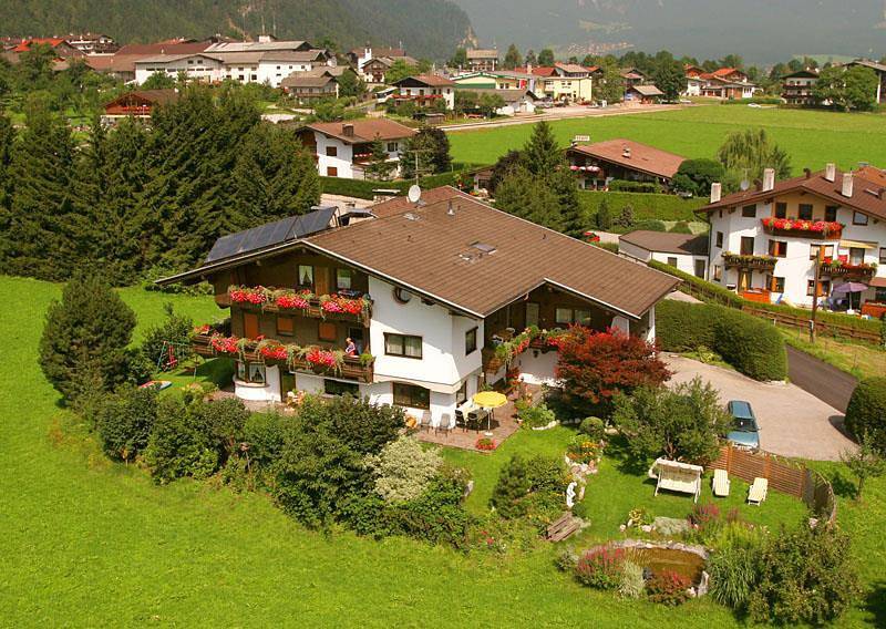 Ganze Ferienwohnung, Appartement I in Tuxer Alpen, Schlitters