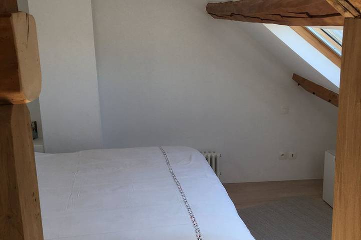 Location de vacances pour 6 personnes, avec terrasse et jardin à Ménilles - 4