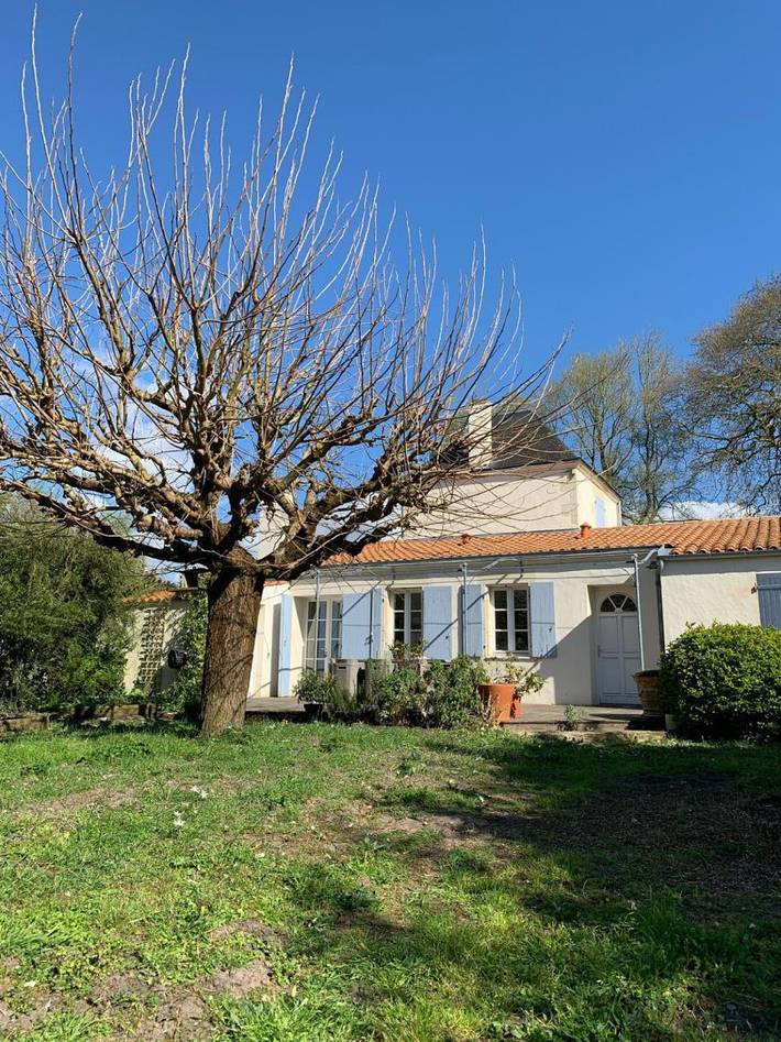 Gîte pour 8 personnes, avec jardin et terrasse