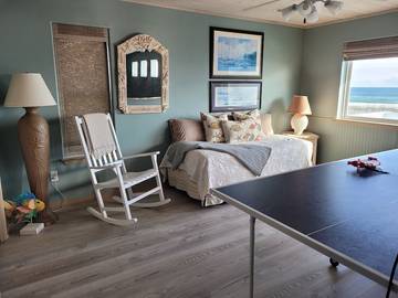 Vacation House for 12 Guests in Pensacola Beach, Emerald Coast, Picture 2