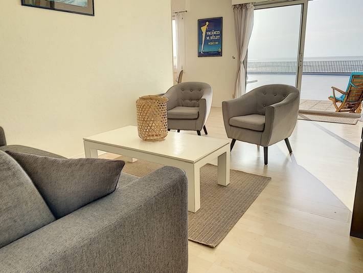 Gîte pour 6 personnes, avec terrasse dans Carolles Plage - 2