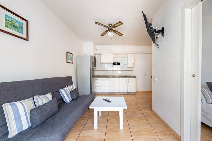 Apartamento entero, Apartamento 'Trilo 25' con aire acondicionado in Es Pujols, Formentera