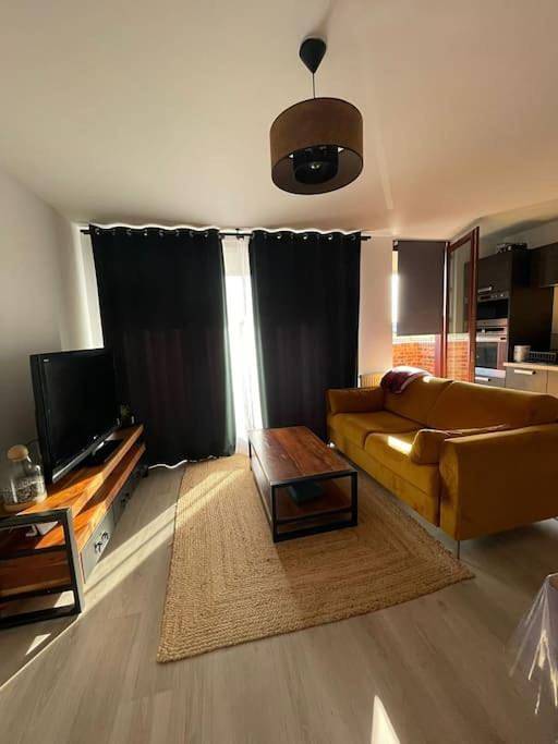 Gîte pour 4 personnes, avec balcon à Brétigny-sur-Orge - 2