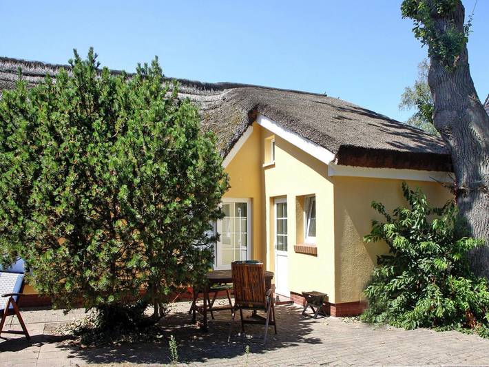 Ferienwohnung für 2 Personen, mit Garten in Wieck am Darß