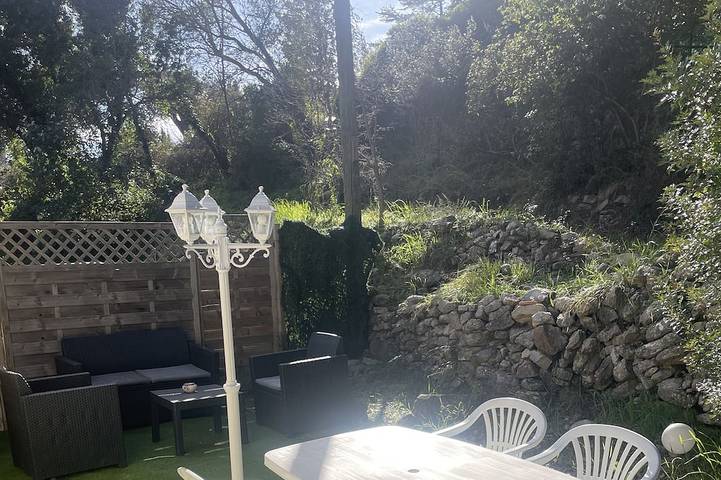 Appartement de vacances pour 4 personnes, avec Jacuzzi ainsi que Terrasse et Jardin