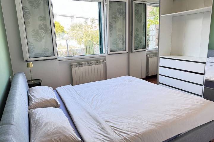 Ganze Wohnung, Casa Camporosso/Imperia mit großer Terrasse - 7 min zum Meer in Porto Maurizio, Imperia