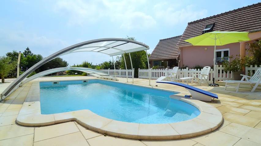 Maison de vacances pour 6 personnes, avec jardin et piscine dans Oise