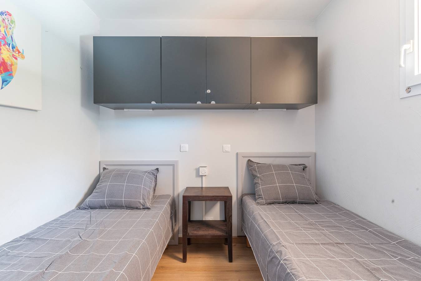 Apartamento entero, Apartamento 'Golf De Pont Royal' con vistas a la montaña, Wi-Fi y aire acondicionado in Mallemort, Region de Arles