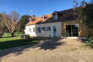 Gîte pour 11 personnes, avec jardin à Moncé-en-Belin