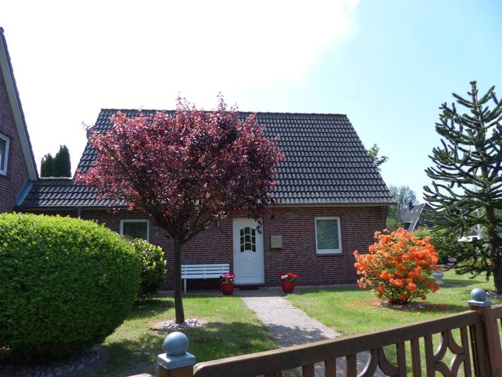 Ferienhaus für 4 Personen, mit Terrasse und Garten in Tating