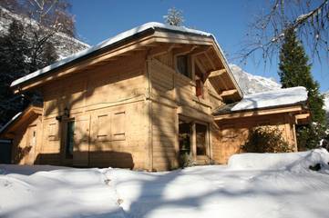 Gîte pour 13 personnes, avec terrasse et jardin dans Plateau d'Assy