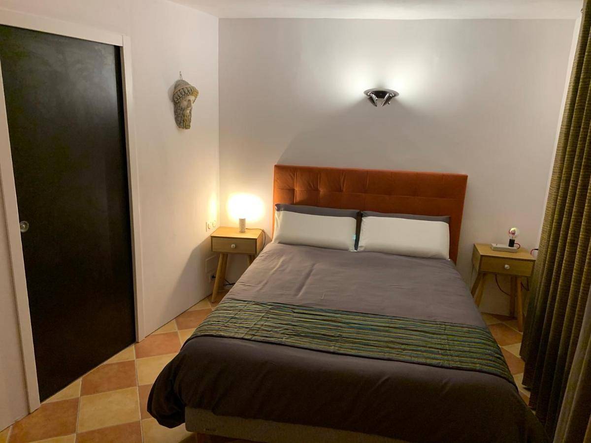 Pila & Bed Montpellier Centre Corum Comédie - Chambre calme climatisée - Quiet air-conditioned room in Montpellier, Côte d'Améthyste