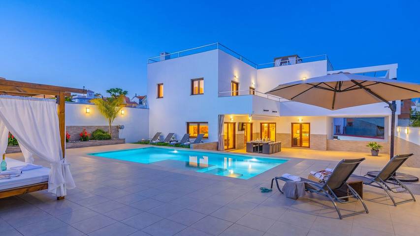 Chalet para 8 personas, con Balcón/Terraza además de Jacuzzi y Piscina en Axarquía - 2