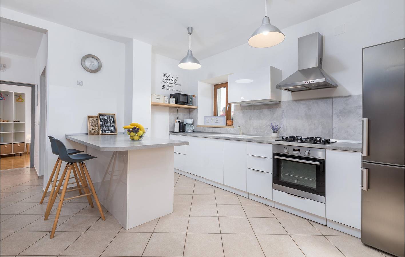 Charmante 70 m² große Wohnung mit Pool, Terrasse und WLAN in der Nähe von Sehenswürdigkeiten in Režanci, Svetvinčenat