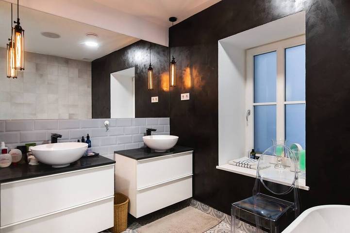 Ganze Wohnung, Luxury Family Home 3Br / 3Ba 200m² Duplex | A/C | Walkable area | in Budapest, Danube-Ipoly National Park