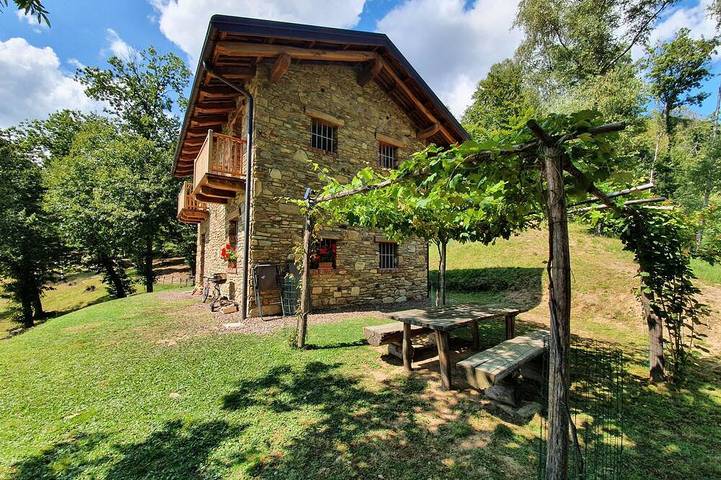 Chalet für 6 Personen, mit Balkon und Garten - 1