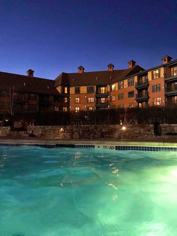 Ganze Wohnung, Resort Getaway ! Mtn Creek Ski-In Ski-Out -Pool-Hot Tub-Sauna in Mountain Creek