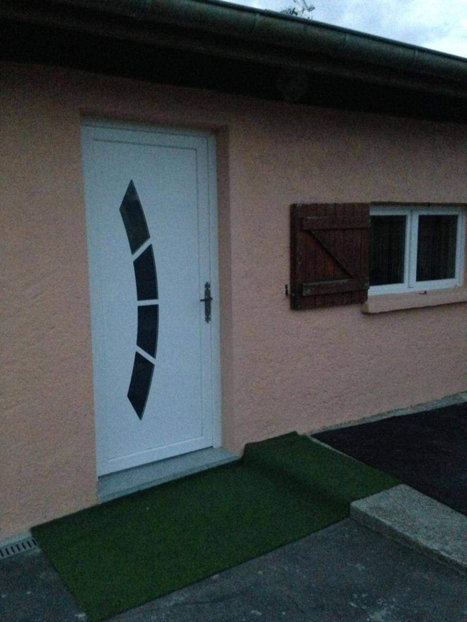 Appartement entier, Apartment in Marthille, Région de Château-Salins