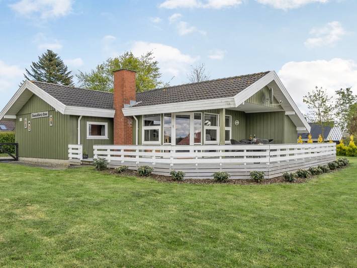 Ferienhaus für 5 Personen, mit Whirlpool und Terrasse sowie Sauna in Rendbjerg