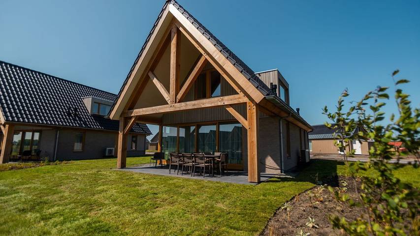 Strandhaus für 8 Personen, mit Garten in Cadzand