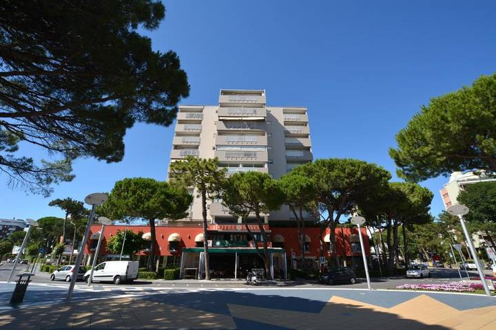 Vakantiewoning voor 7 personen, with Balkon and Terras as well as Uitzicht in Lignano Pineta