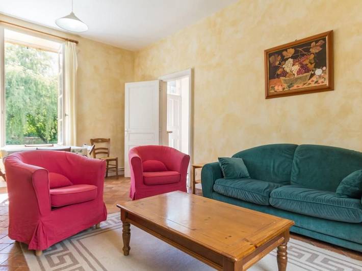 Charmantes Ferienhaus mit Garten und Internet, nahe Vézelay in Saint-Aubin-des-Chaumes, Naturpark Morvan
