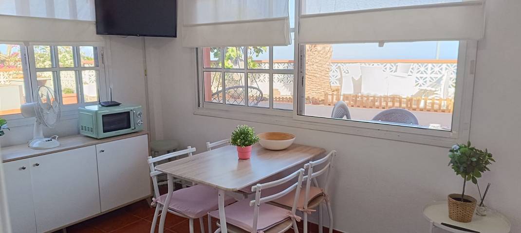 Ganze Wohnung, Ferienwohnung für 4 Personen mit Garten in El Pozo de las Calcosas, Valverde
