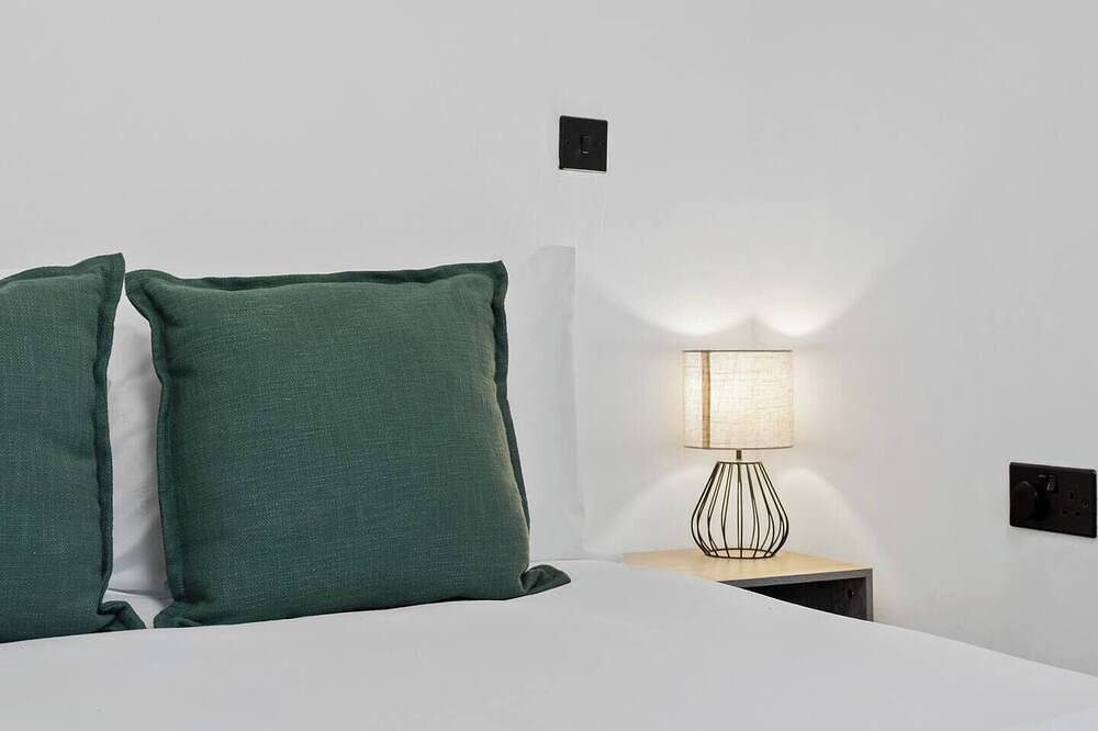 The Reading Hub- central in Reading, Berkshire