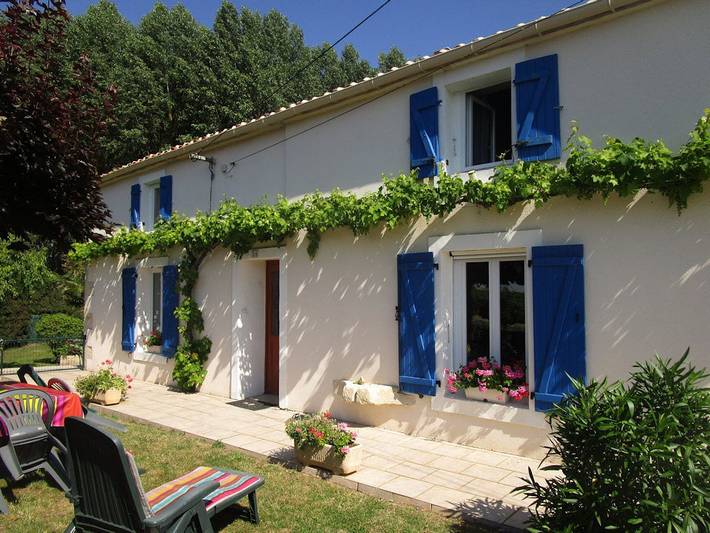 Chambre d’hôte pour 2 personnes, avec jardin et piscine au Parc Naturel Régional du Marais poitevin - 3