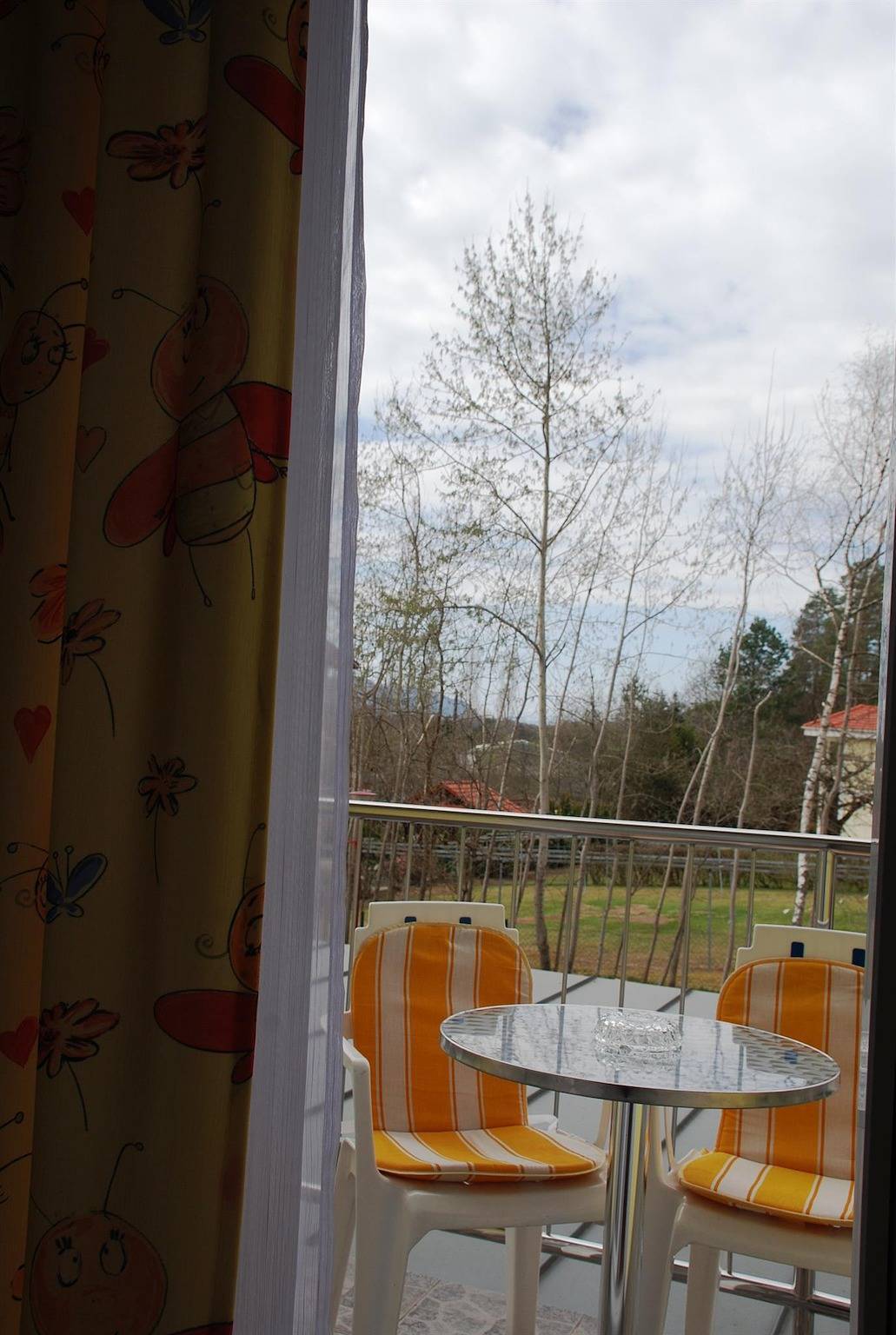 Doppelzimmer, Balkon, Strassenseite in Karawanken und Bachergebirge, Sankt Kanzian am Klopeiner See