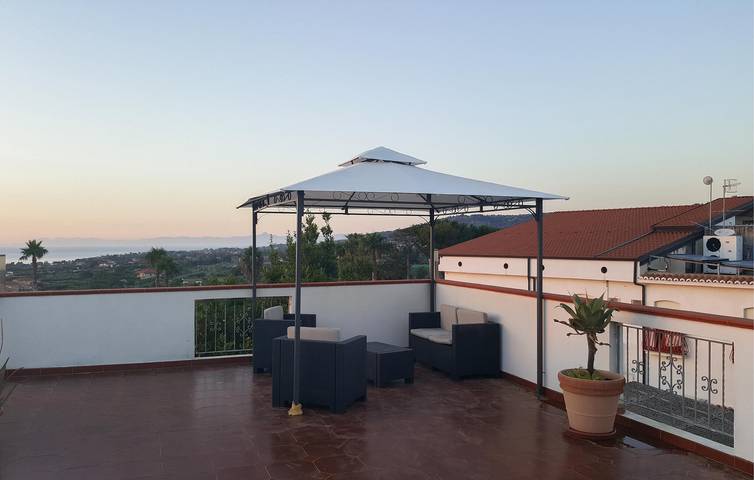 Ferienwohnung für 4 Personen, mit Whirlpool und Pool sowie Terrasse in Faro Capo Vaticano - 3