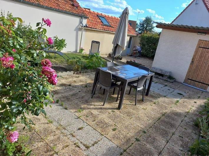Location de vacances pour 4 personnes, avec jardin à La Ferté-Saint-Aubin - 2