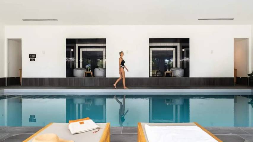 Gîte pour 4 personnes, avec piscine et terrasse dans Plage de Morgat - 2