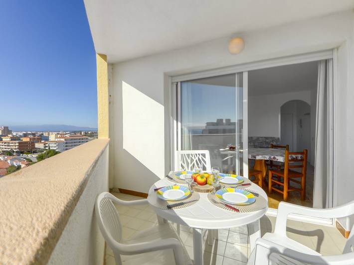 Ferienwohnung für 3 Personen, mit Balkon in Roses