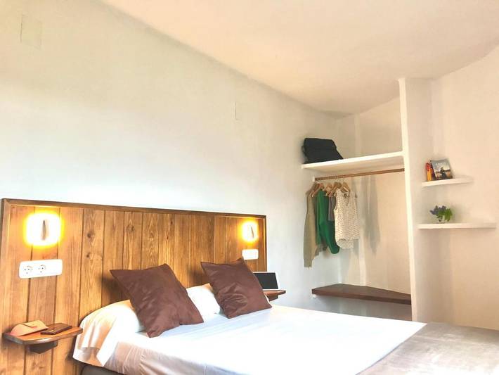 Location de vacances pour 4 personnes, avec Balcon et Terrasse ainsi que Jardin et Piscine dans Pitres - 2