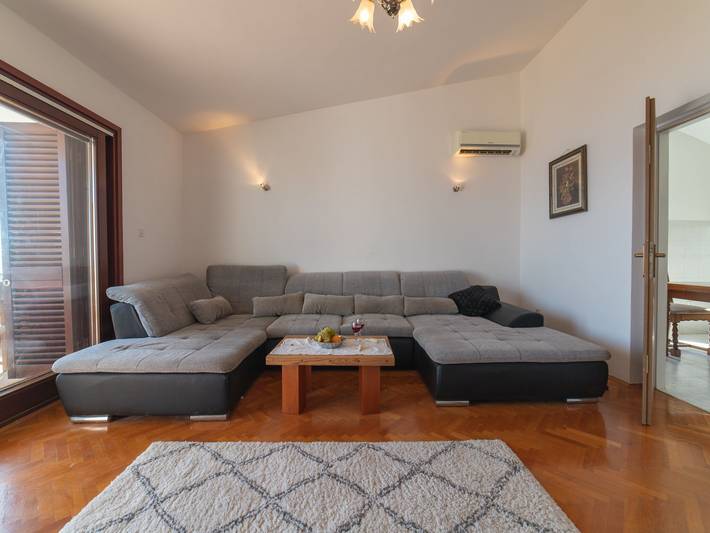 Gîte pour 6 personnes, avec terrasse à Split - 2