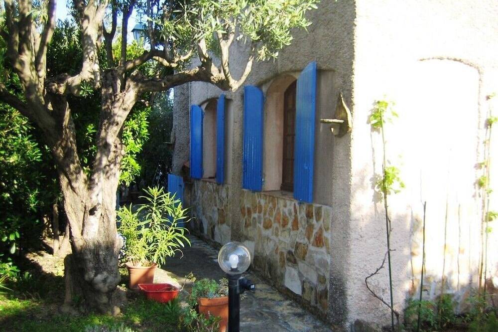 Appartement entier, Magnifique appartement provençal pour jusqu'à 6 personnes in Roquefort-la-Bédoule, Région de Marseille